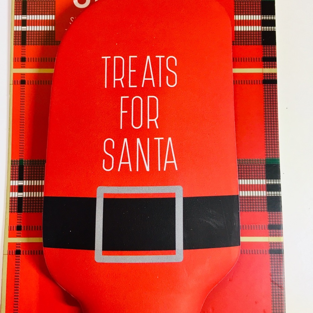 Santa’s Belt Buckle Spatula + Star Cookie Cutter